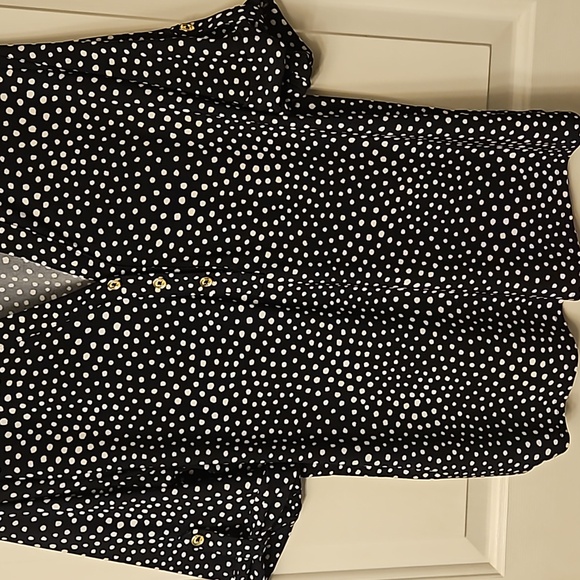 Anne Klein, size large, woman's top, black and with white pokadots, 3/4 sleeves - Picture 4 of 9